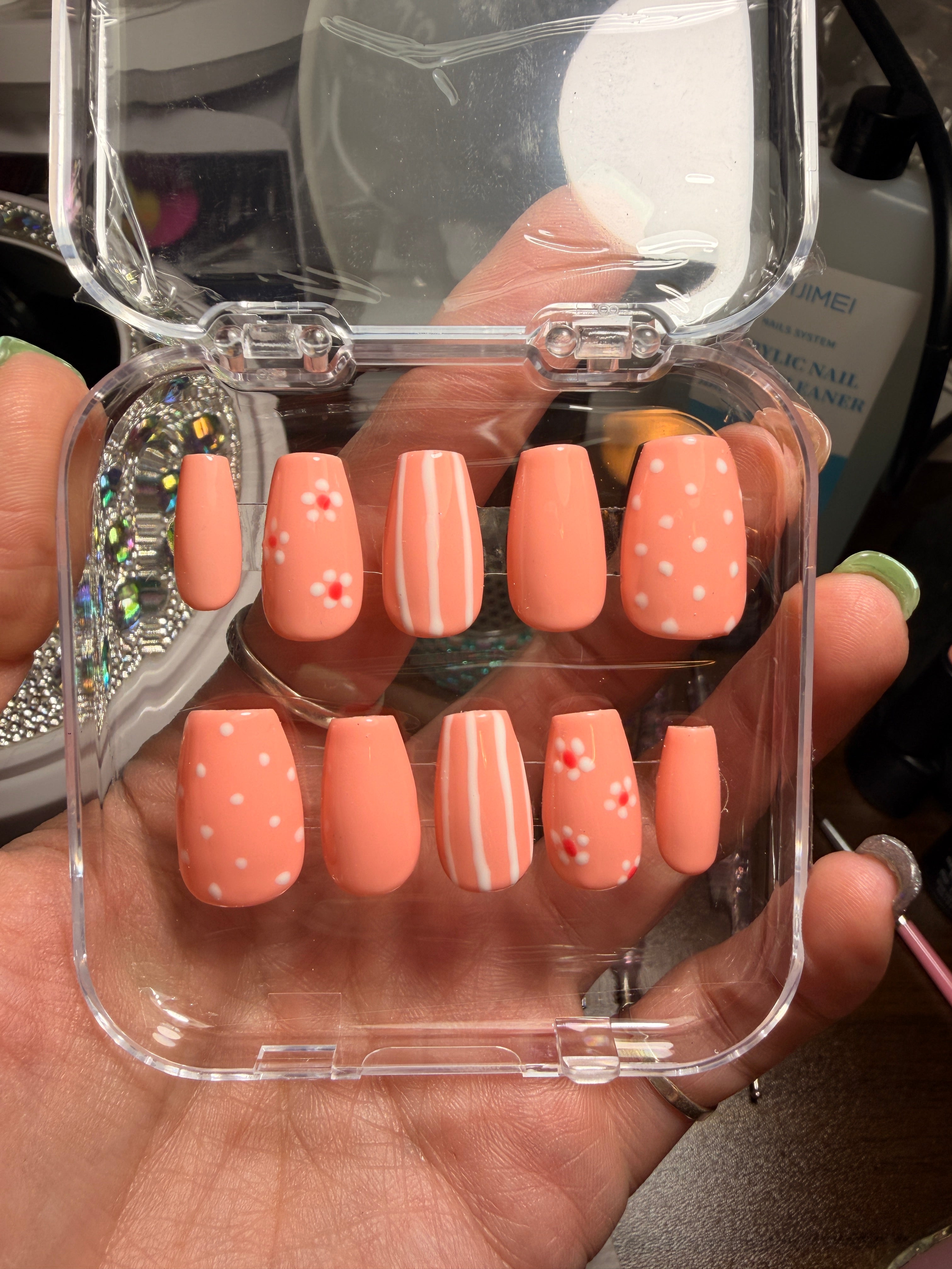 Press-on nails